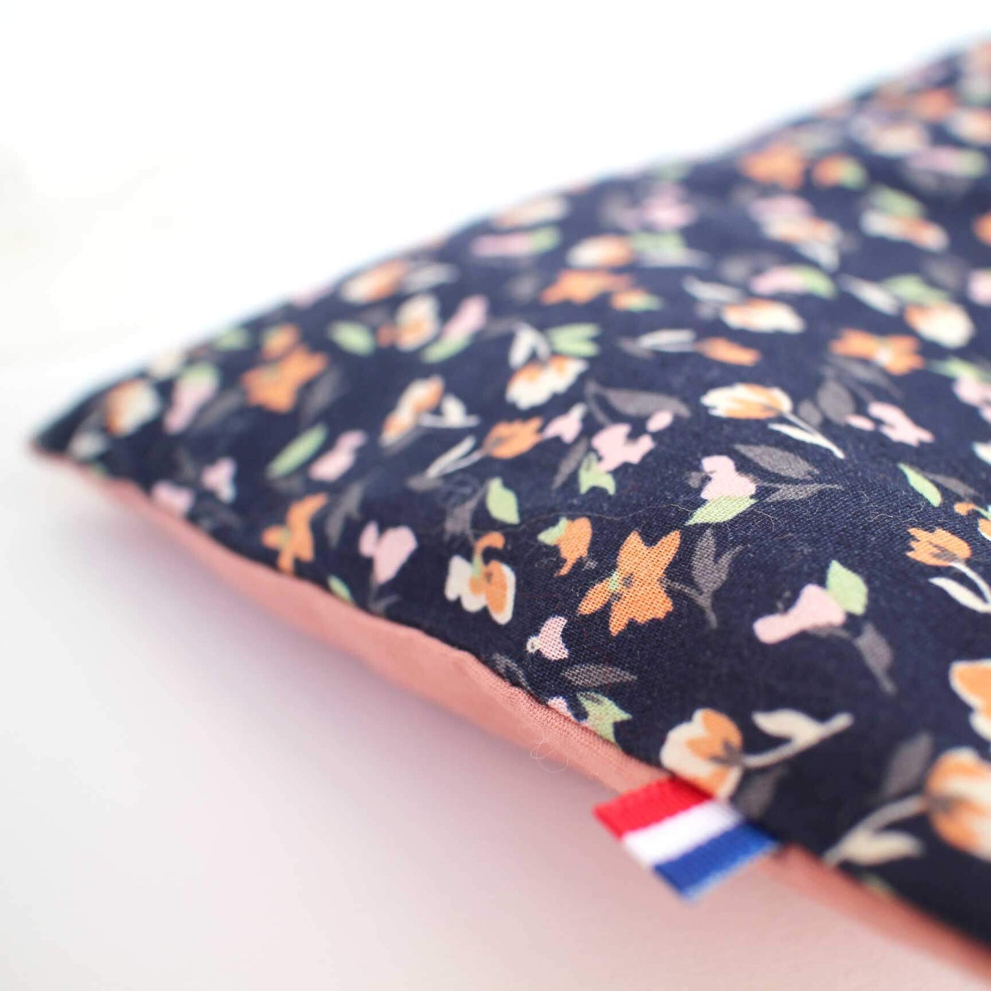 Bouillotte sèche - compresse graines de lin bio fait main marine et rose zoom